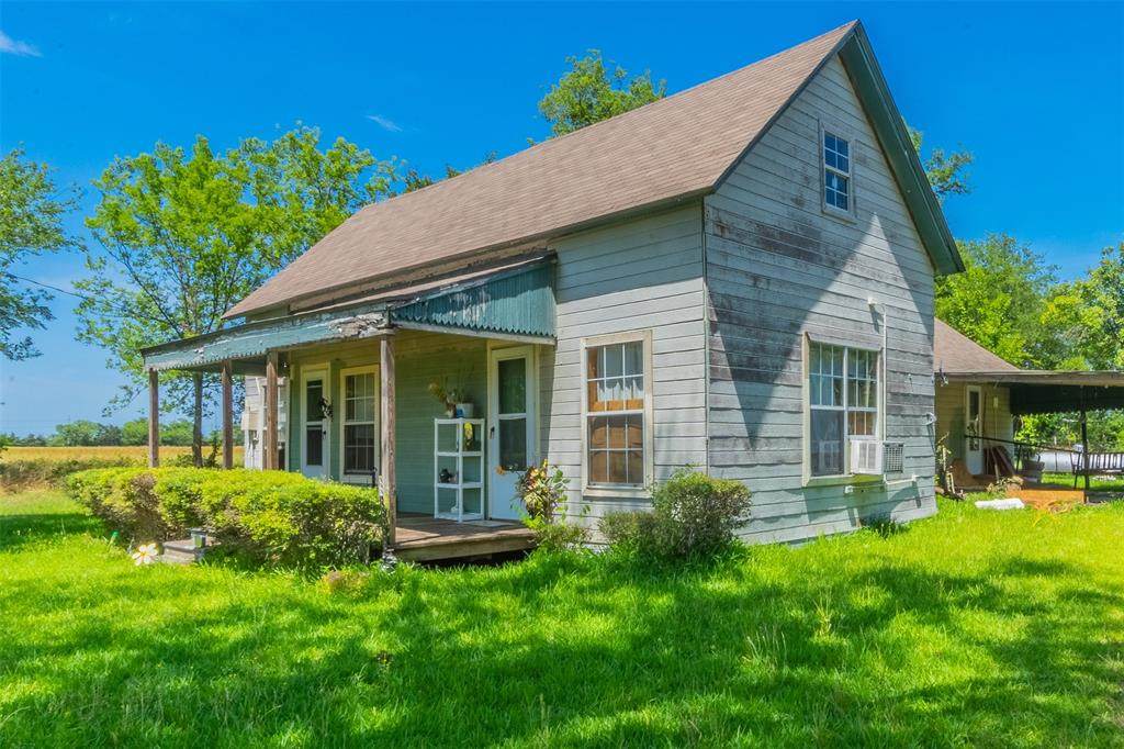423 County Road 2033 - Photo 1