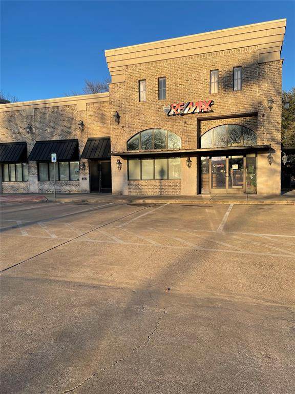 206 Clay Street - Photo 1