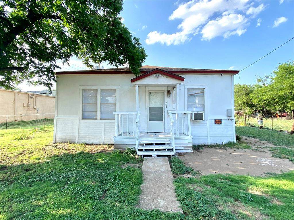 402 4th Street - Photo 1