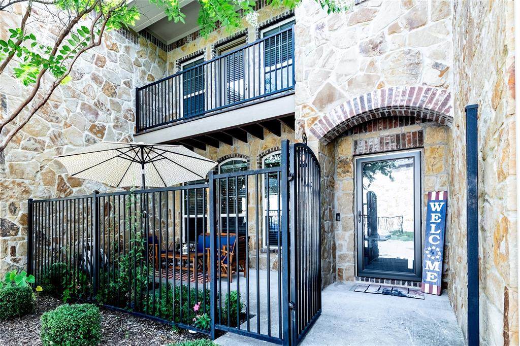 5517 Cojimar Drive - Photo 1