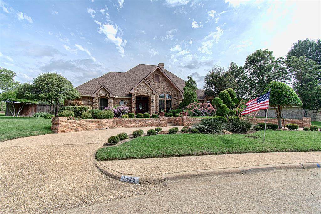 1425 Yardley Place - Photo 1