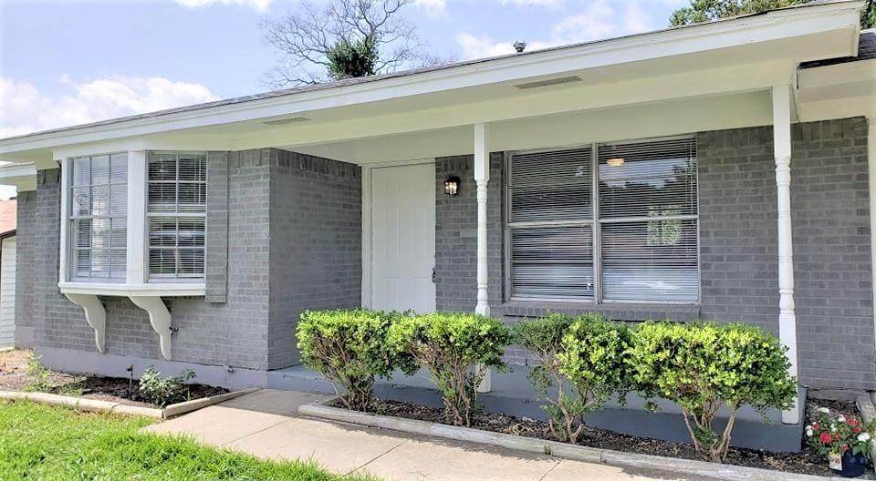 1220 Rusk Drive - Photo 1