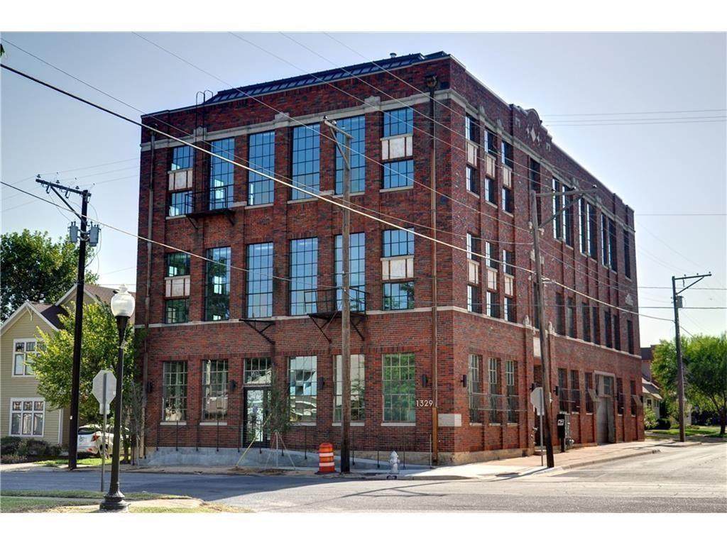 1329 College Avenue - Photo 1