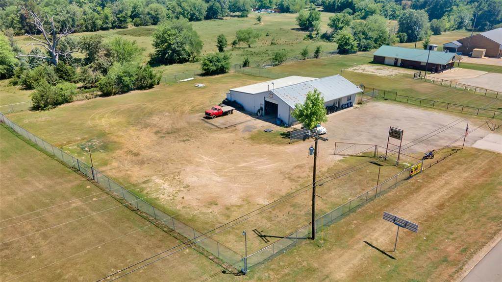 1010 State Highway 19 - Photo 1