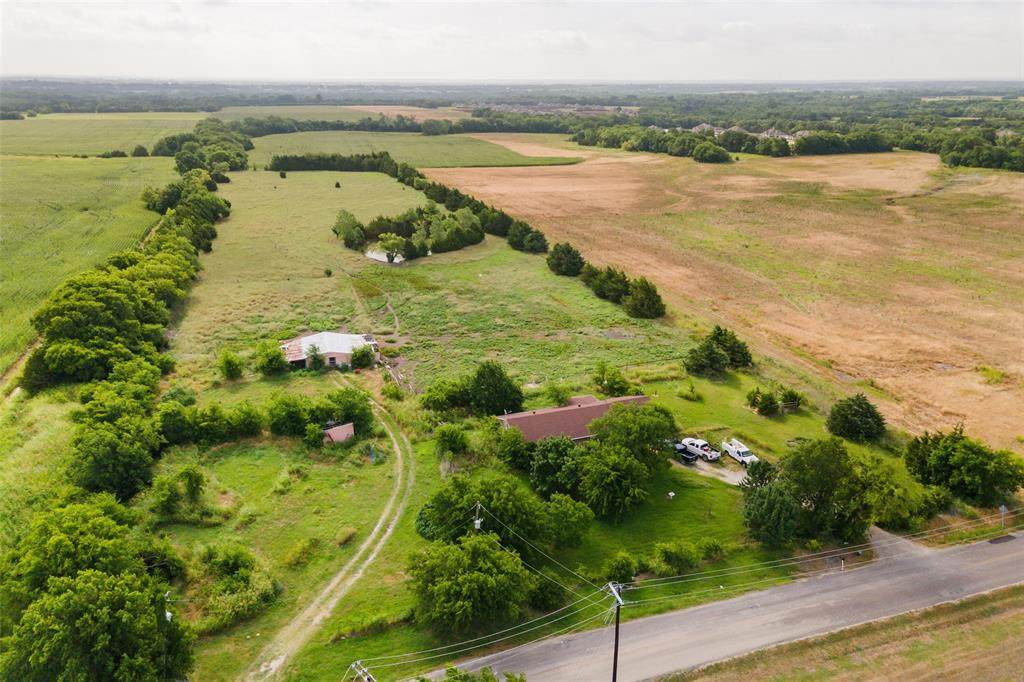 5653 County Road 469 - Photo 1