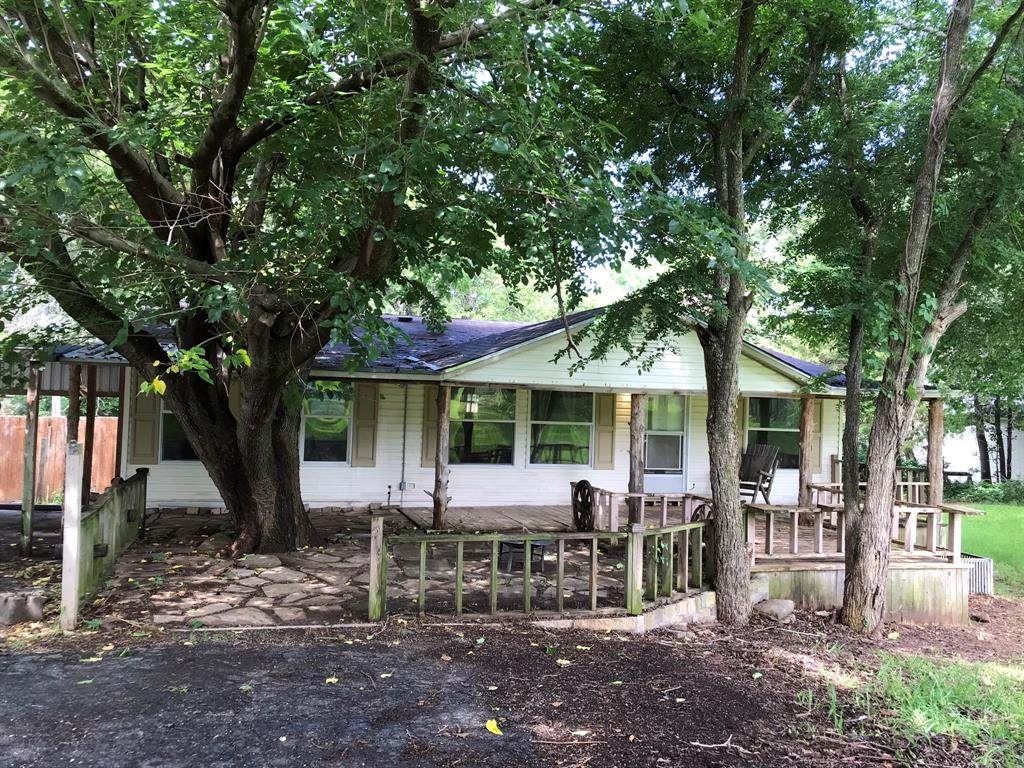 79 Coral Sea Boulevard - Photo 1