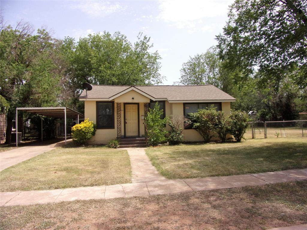 1103 Woodlawn Street - Photo 1
