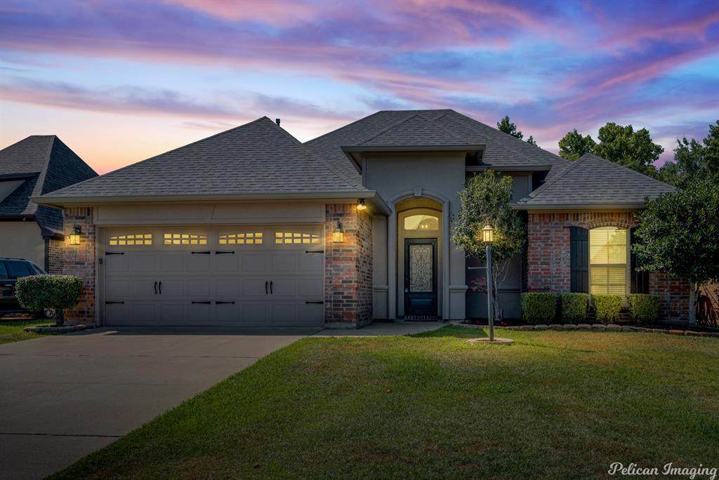 332 Wood Springs - Photo 1