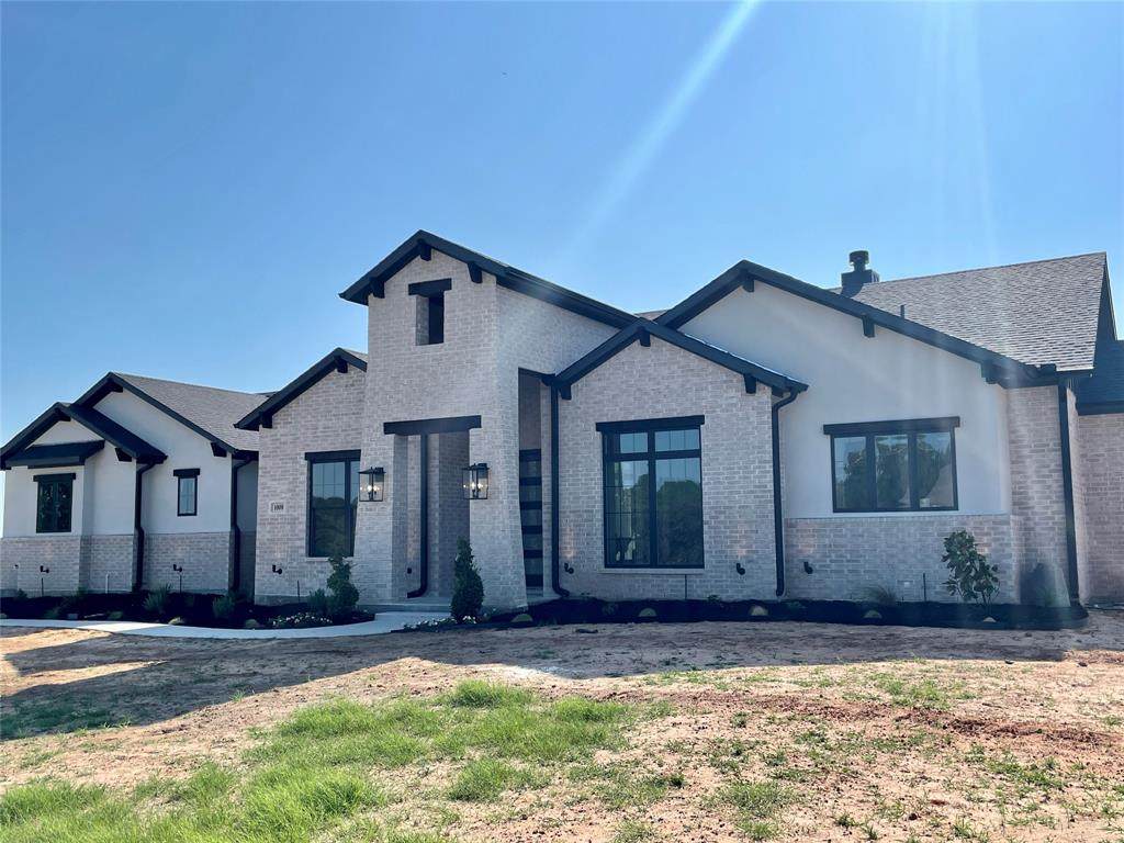 1008 Henry Way Road - Photo 1