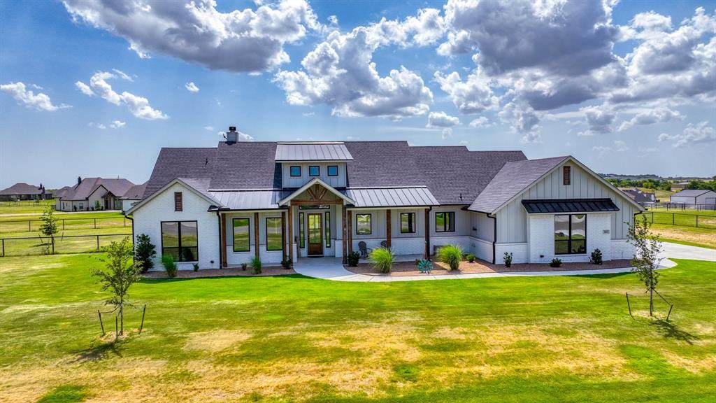344 Red Bird Drive - Photo 1