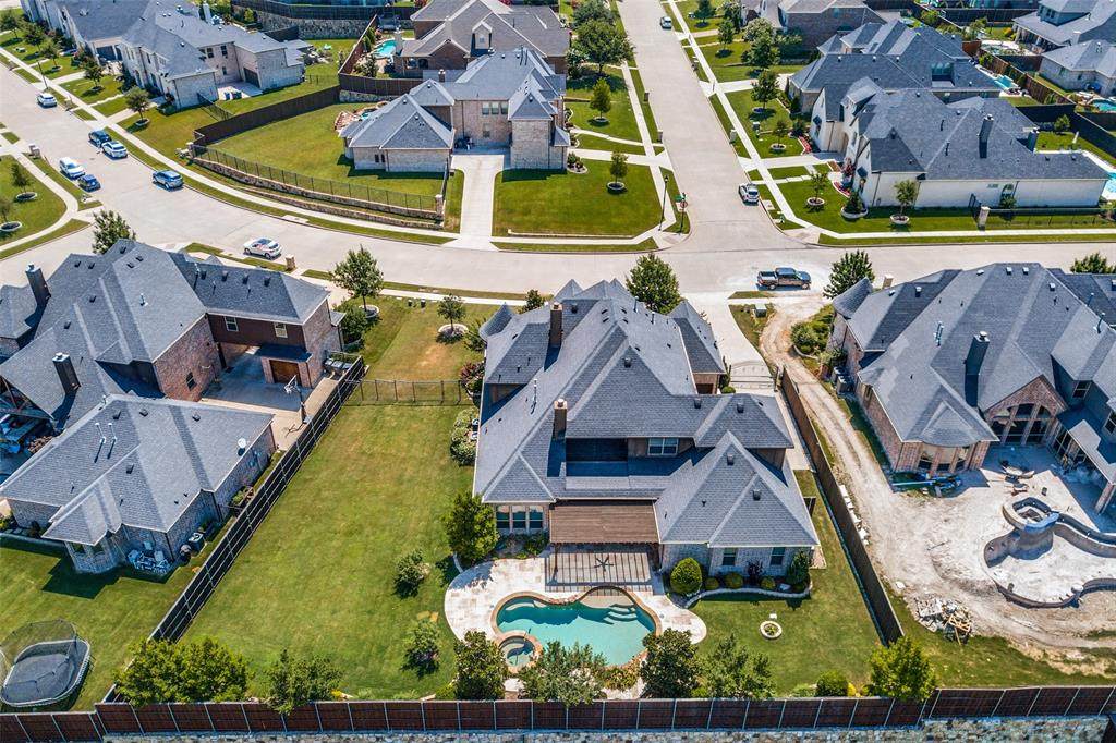 931 Packsaddle Trail - Photo 1