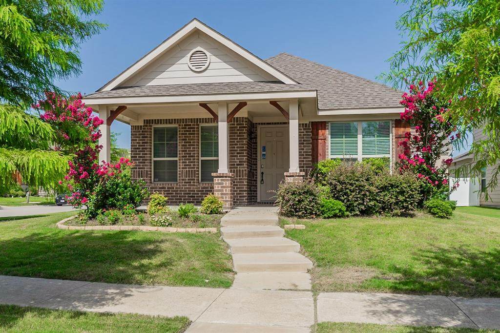 705 Hartsfield Street - Photo 1