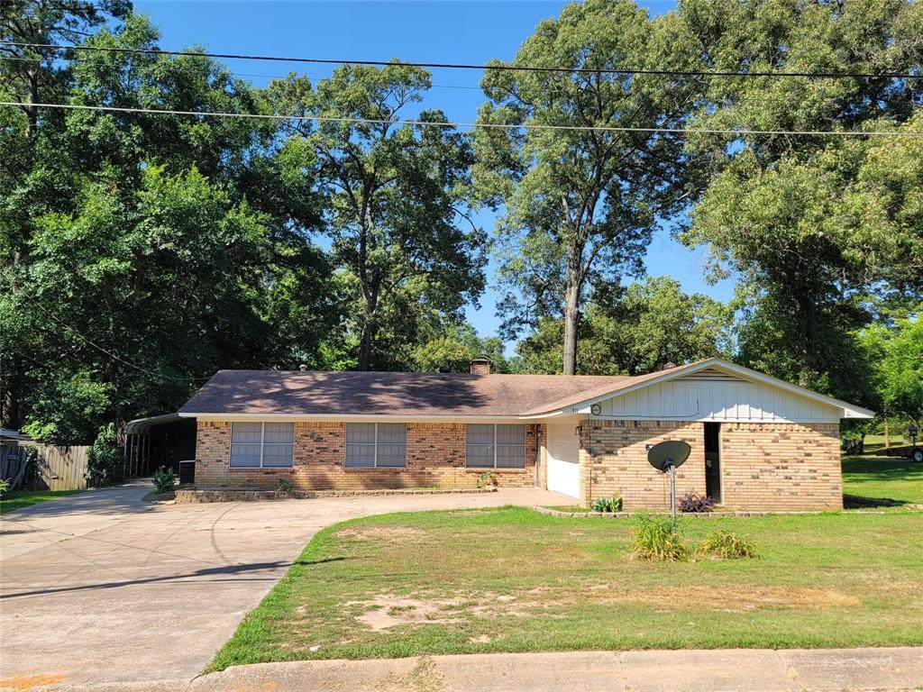 711 Wildwood Road - Photo 1