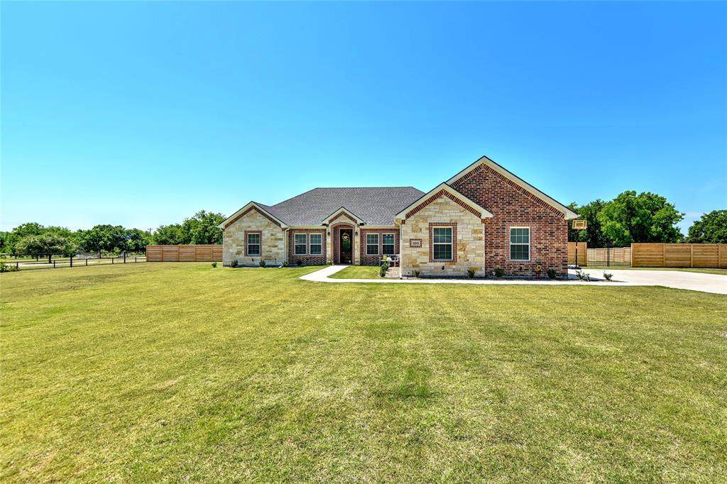 309 Meadows Estate Street - Photo 1
