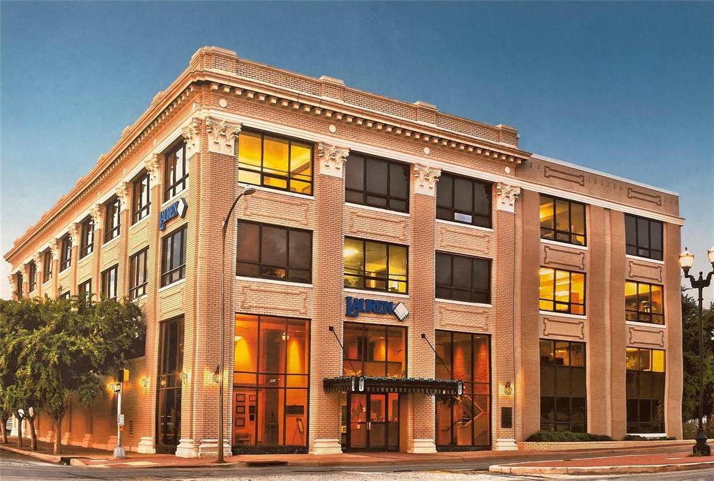 901 1st Street - Photo 1