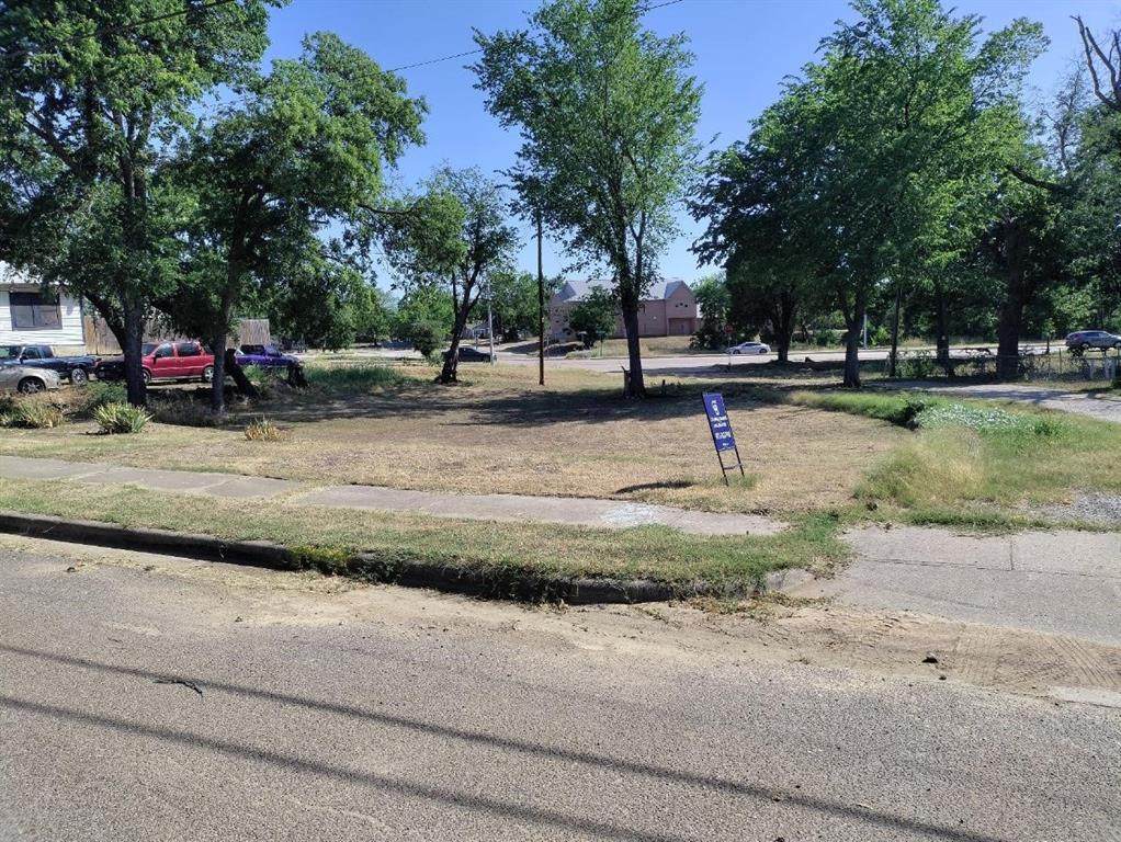 1191 Mansfield Avenue - Photo 1