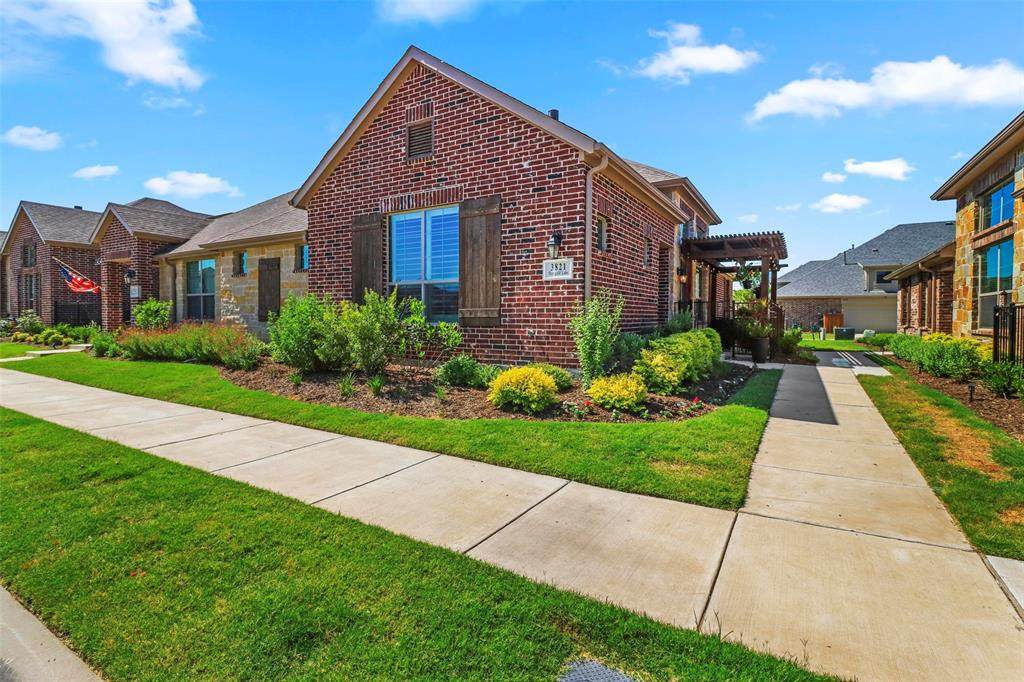 3821 Marigold Lane - Photo 1