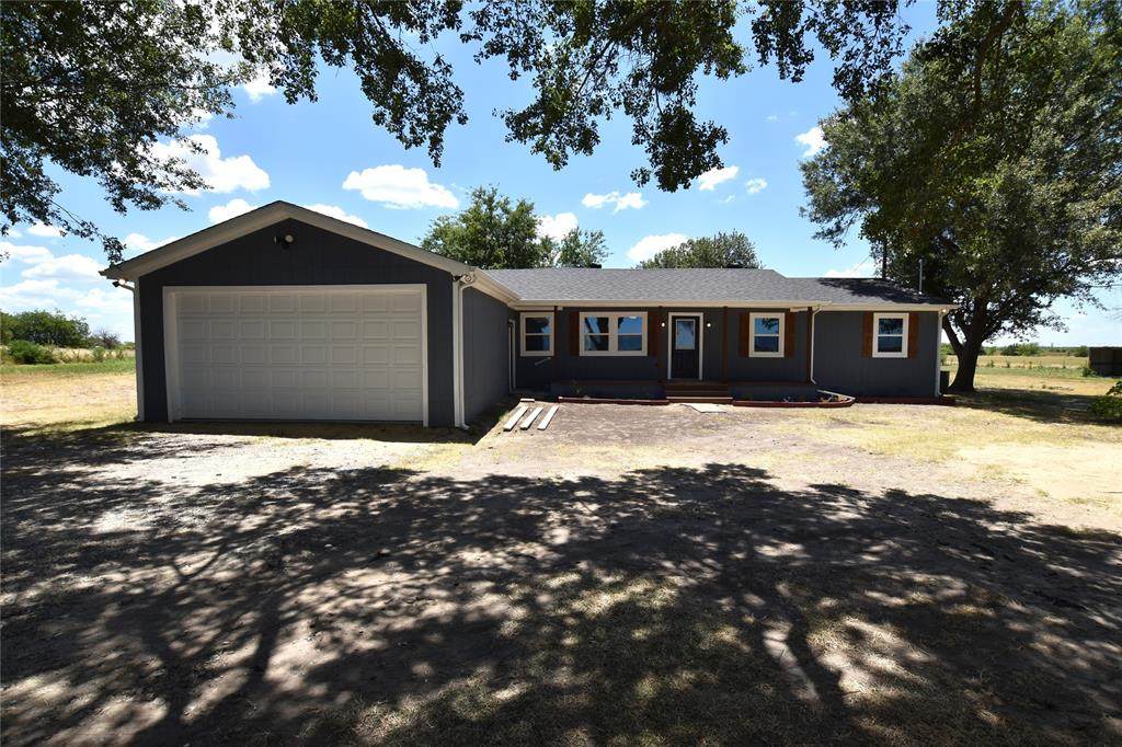 3821 County Road 2626 - Photo 1