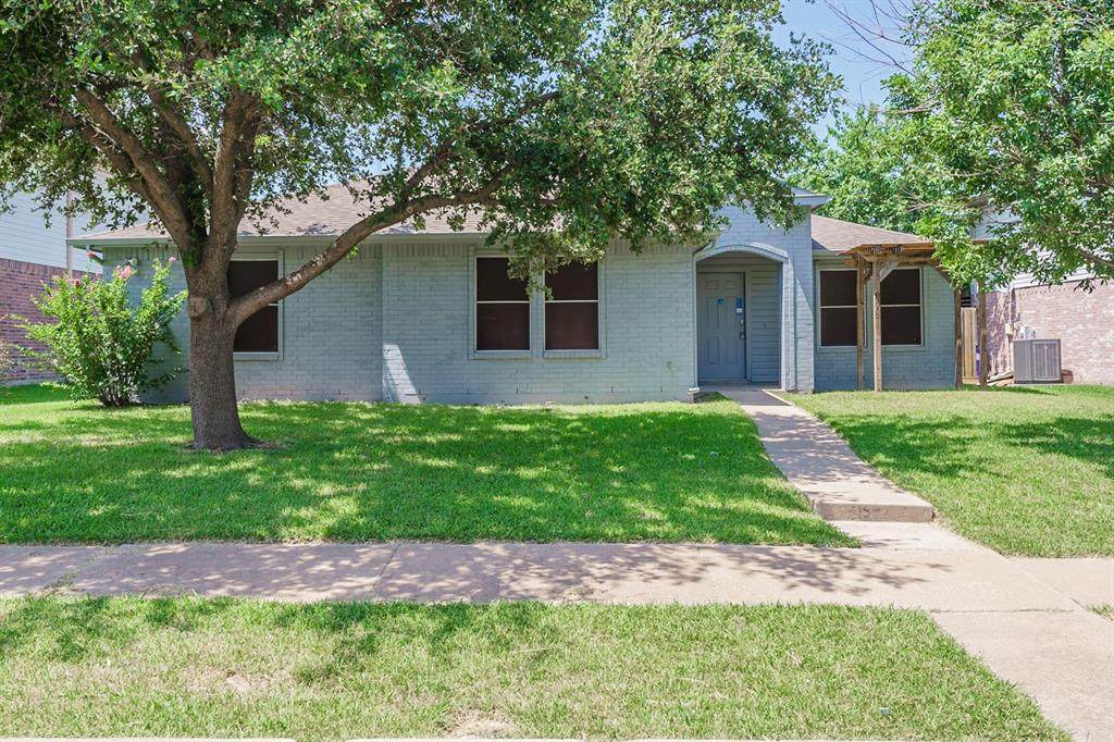1502 Leeward Lane - Photo 1