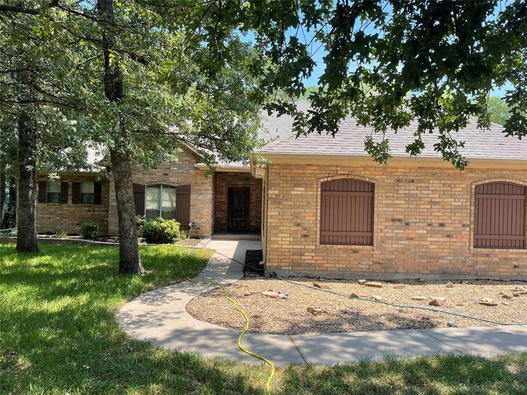 1647 Roberts Bend - Photo 1