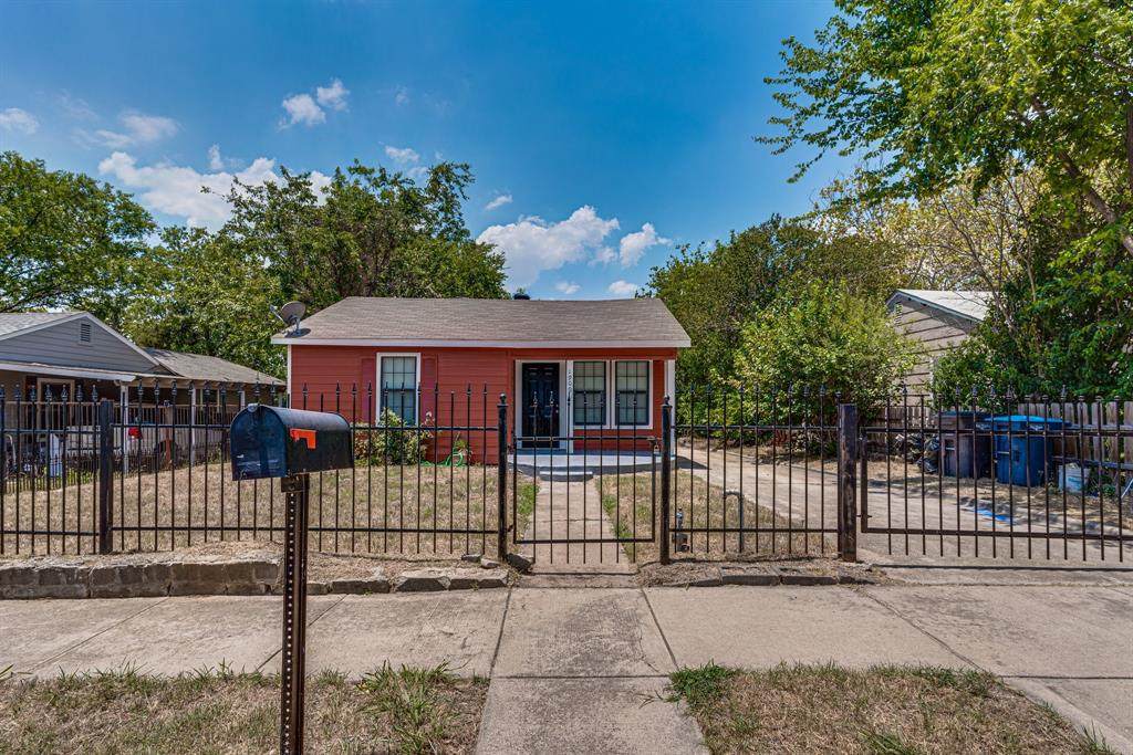 1900 Wiseman Avenue - Photo 1