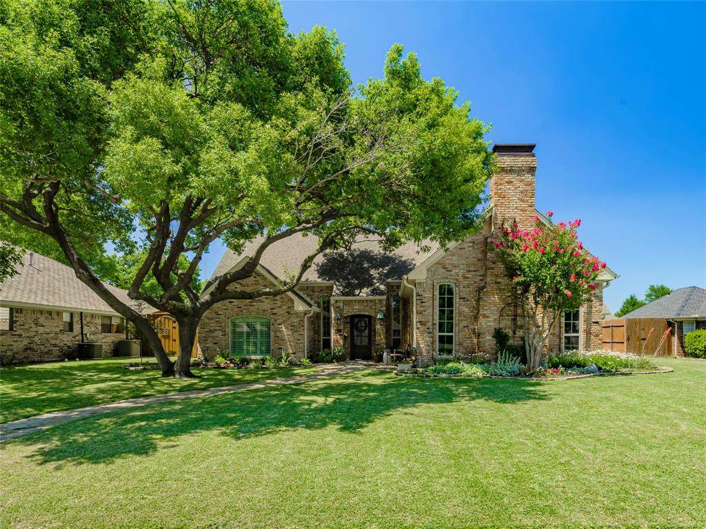 2301 Fountain Head Drive - Photo 1