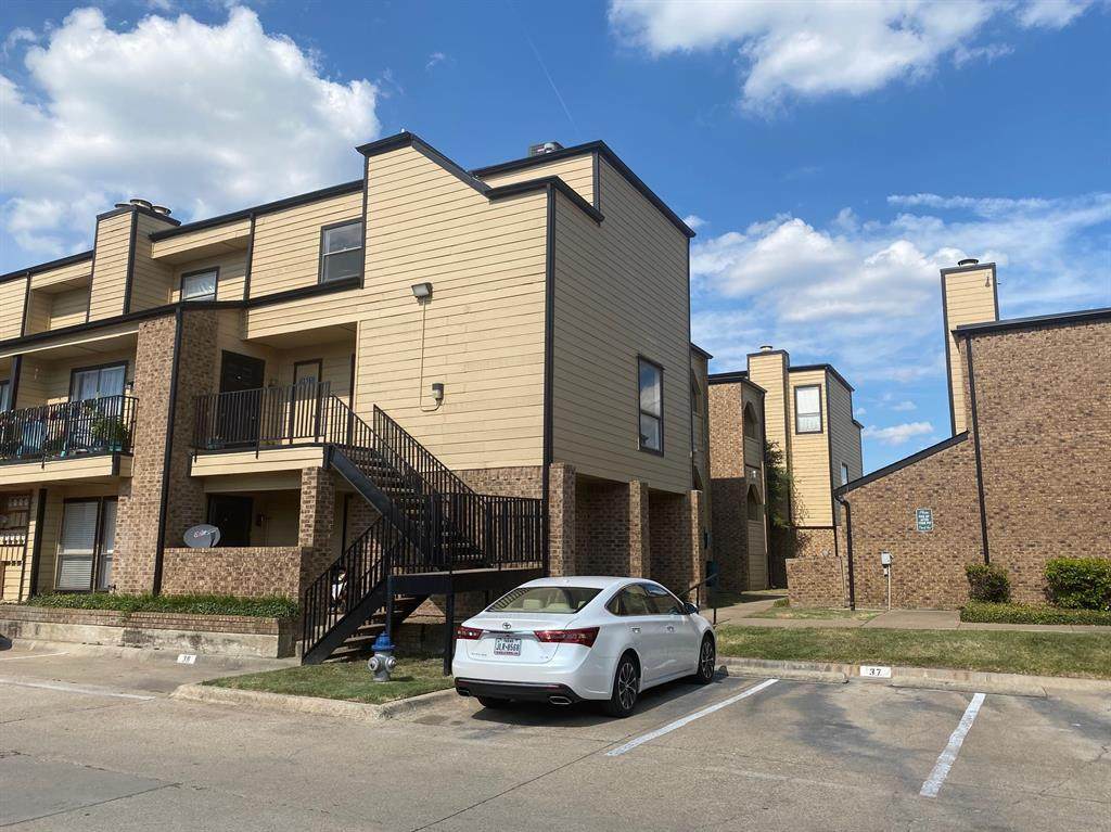 3022 Forest Lane - Photo 1