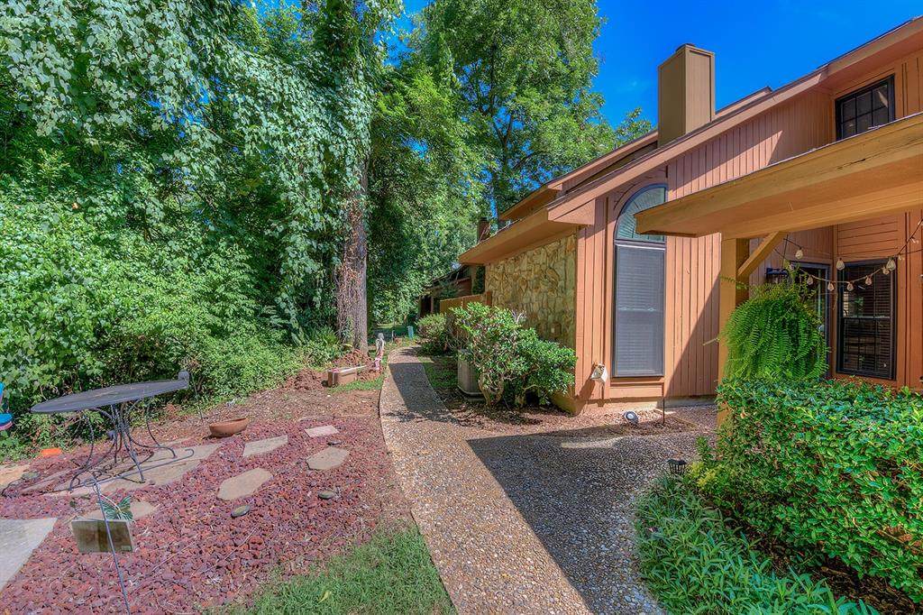 3330 Eastwood Drive - Photo 1