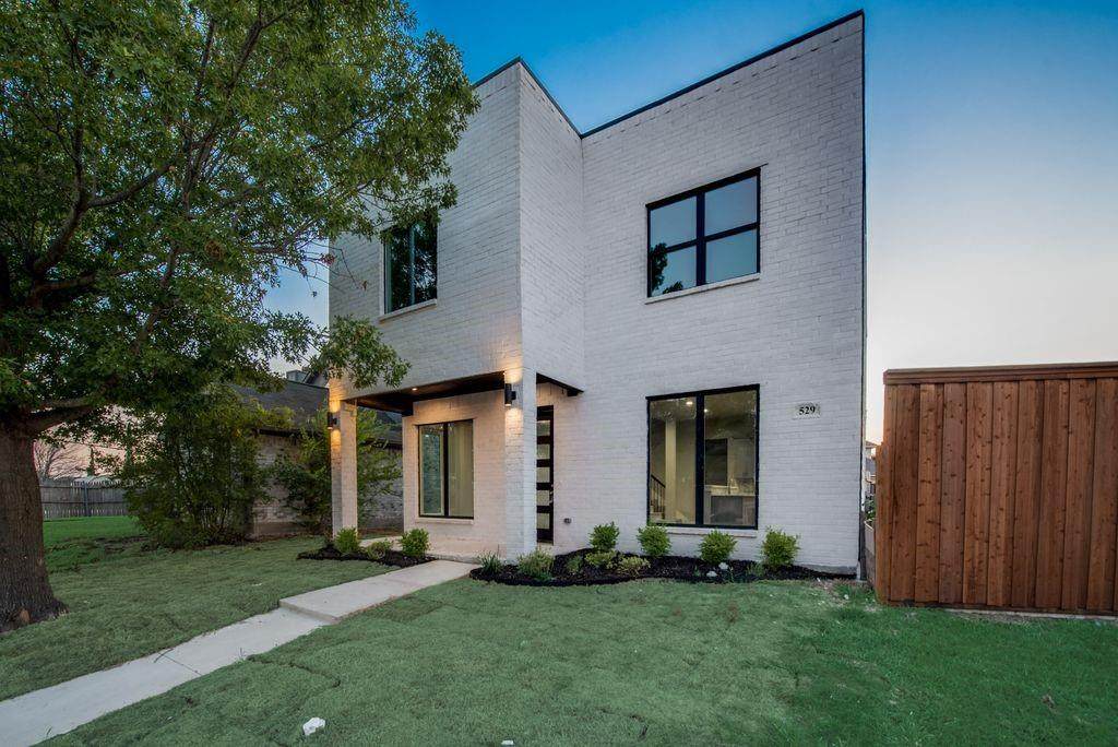 529 Picketts Drive - Photo 1