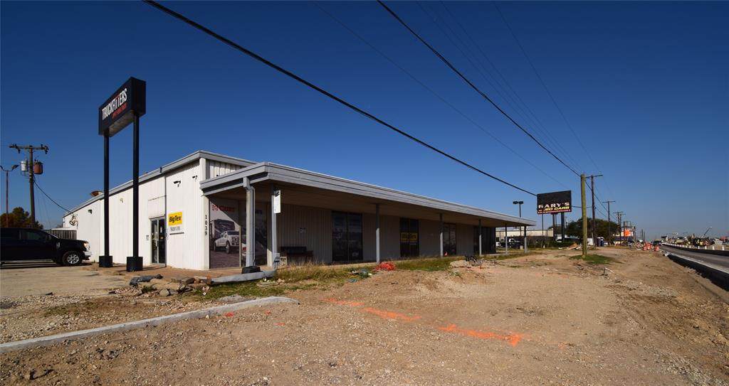 1039 Loop 12 - Photo 1