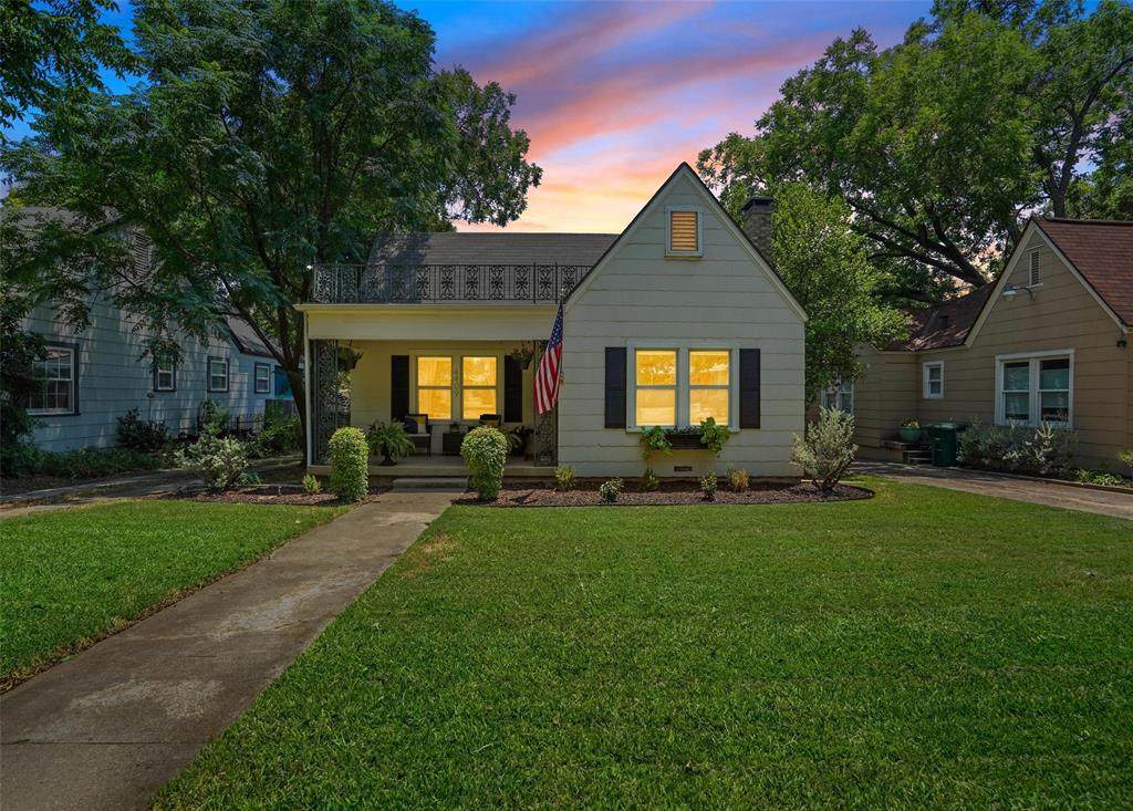 4409 Birchman Avenue - Photo 1