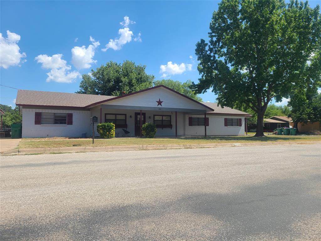 201 Conner Street - Photo 1