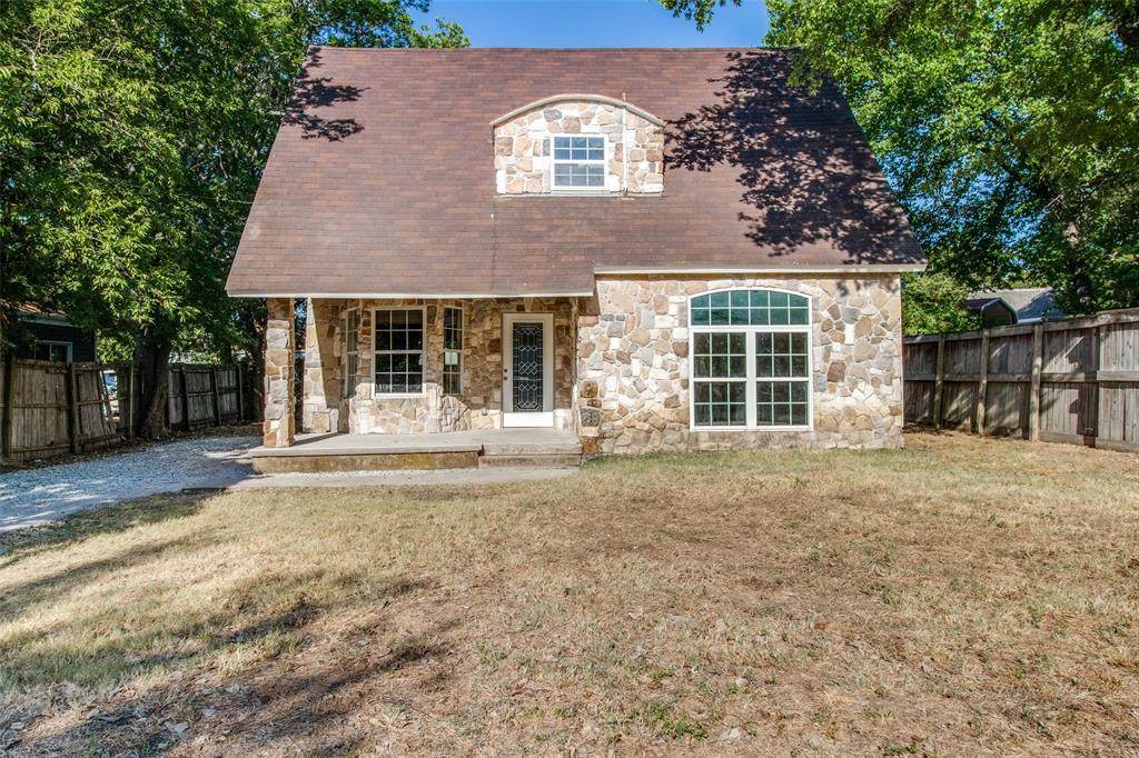 216 Gribble Street - Photo 1