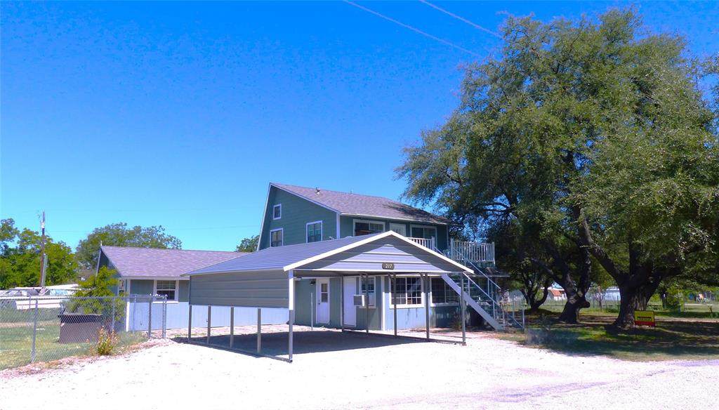 217 Center - Photo 1