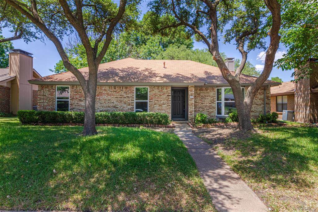 1117 Pyramid Drive - Photo 1