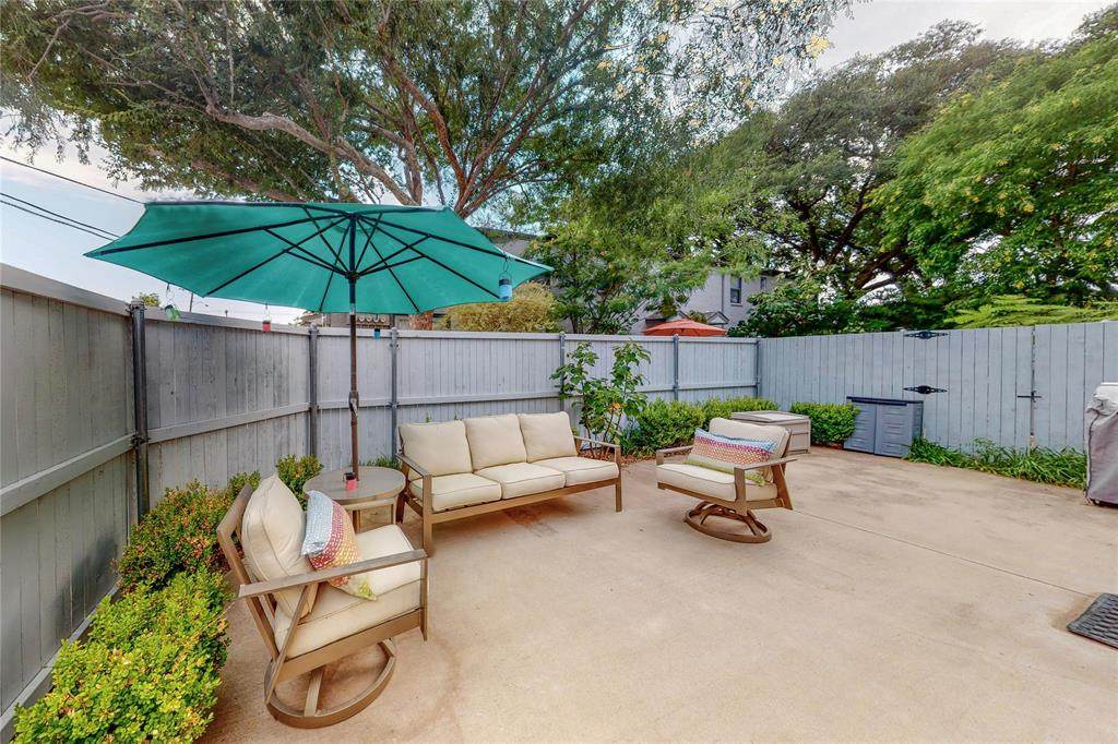 5021 Hall Street - Photo 1