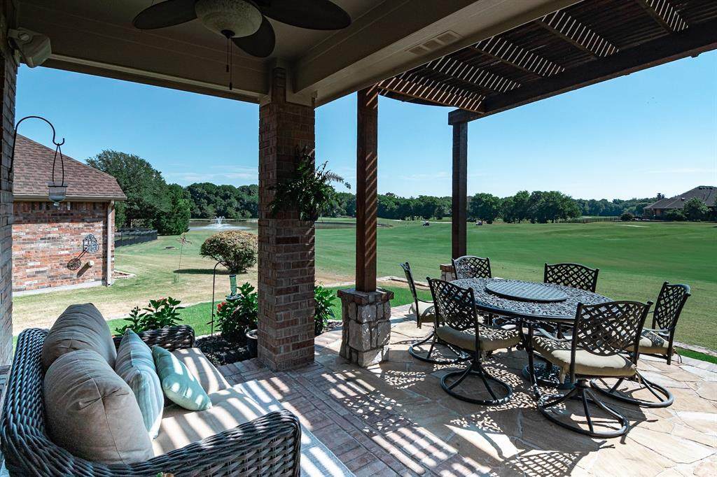 978 Winged Foot Drive - Photo 1
