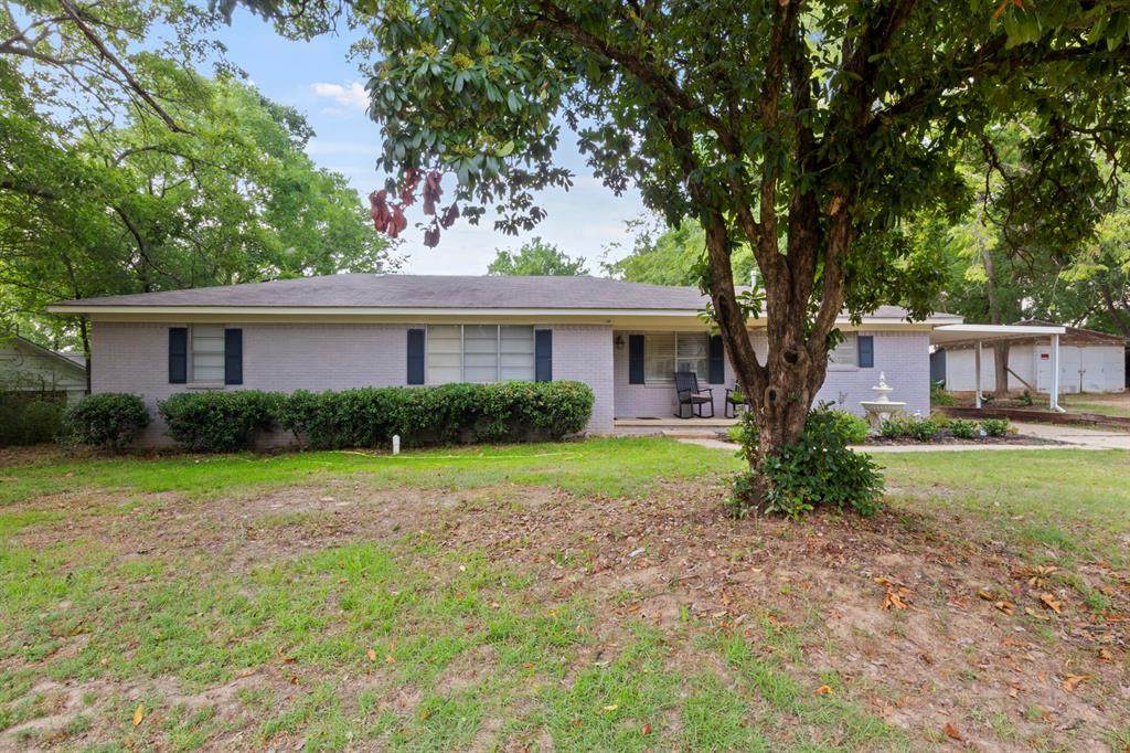 440 Jefferson - Photo 1
