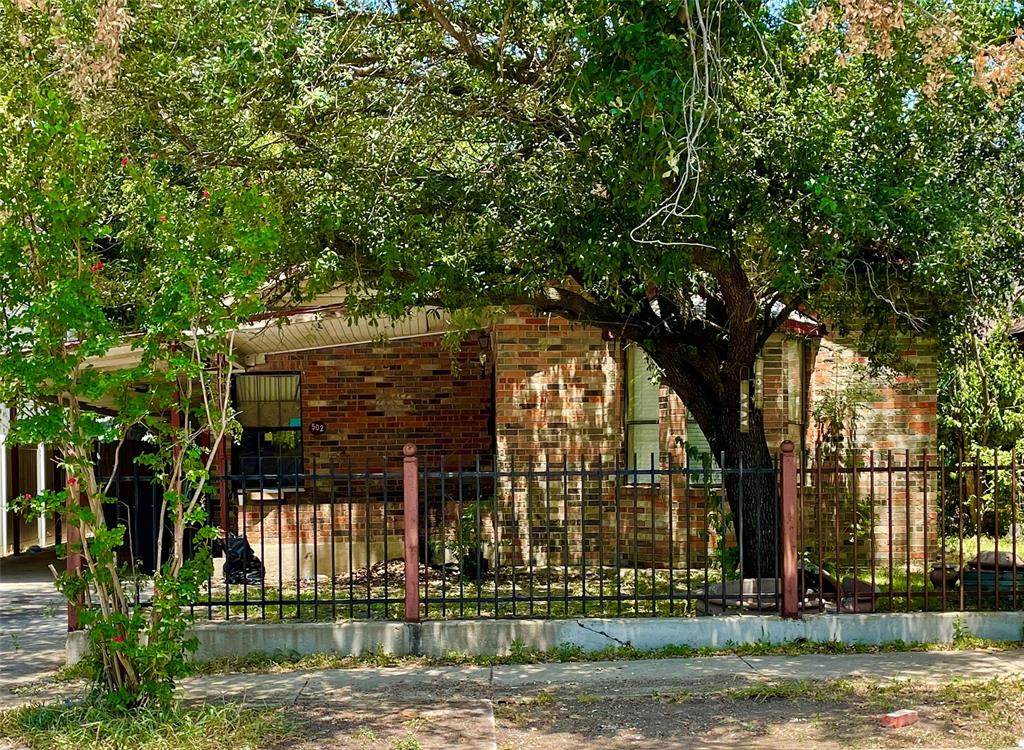 502 Glasgow Drive - Photo 1