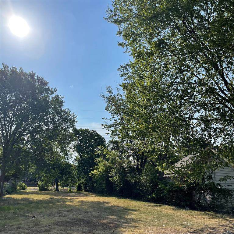 1724 Denley Drive - Photo 1