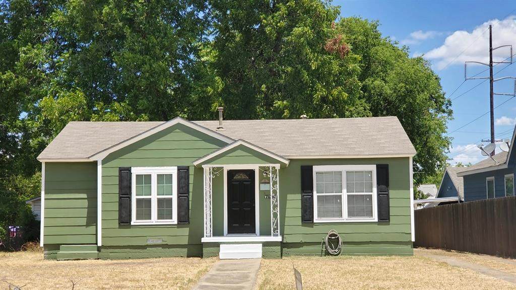 2705 Proctor Avenue - Photo 1