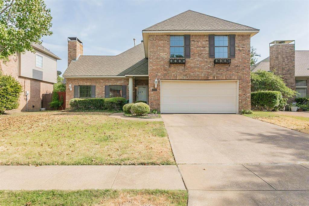 804 Canyon Crest Drive - Photo 1