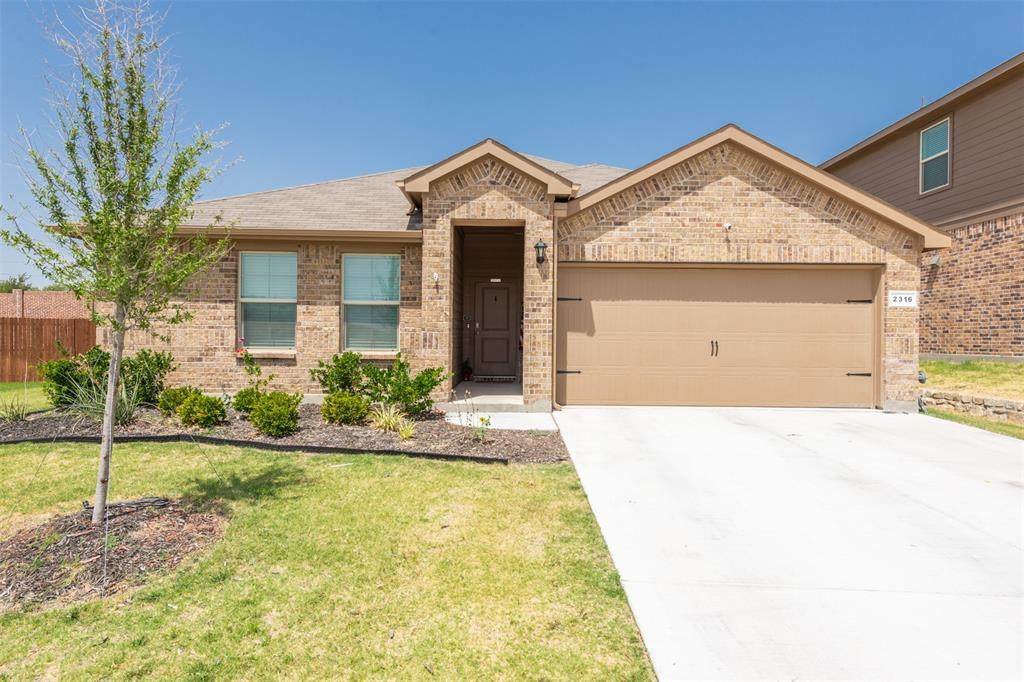 2316 Blythwood Trail - Photo 1