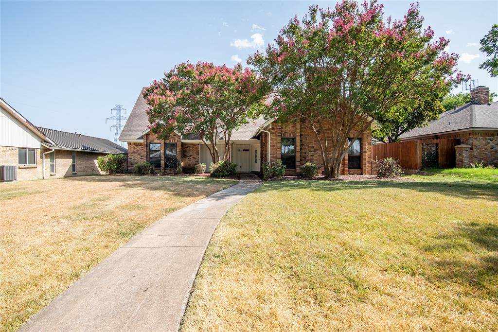 1503 Springtree Circle - Photo 1