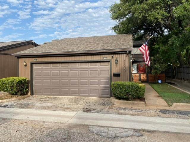 5600 Oak View Drive - Photo 1