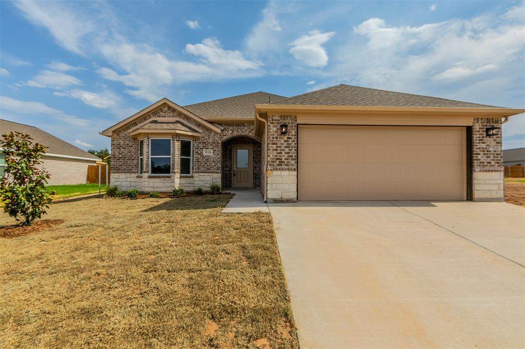 916 Avagail - Photo 1