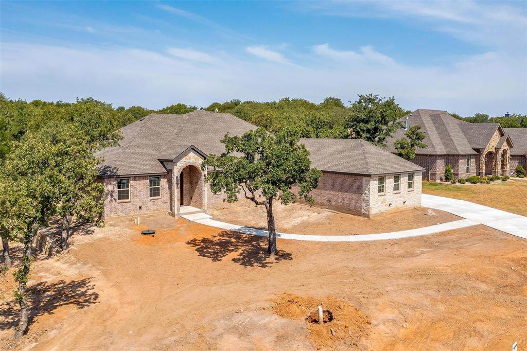 105 Oak Bend Trail - Photo 1