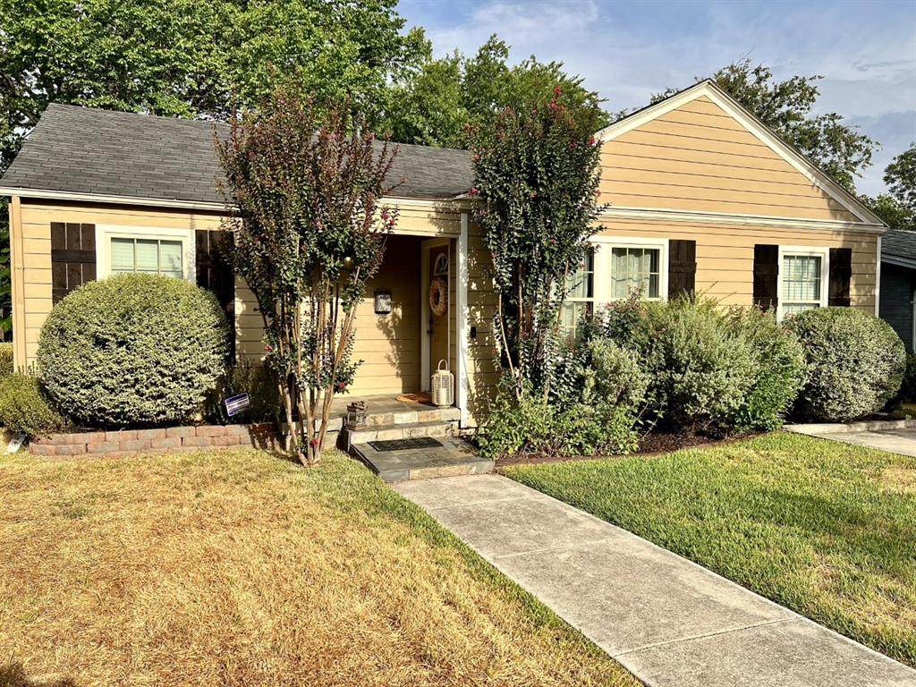 2816 Ryan Avenue - Photo 1