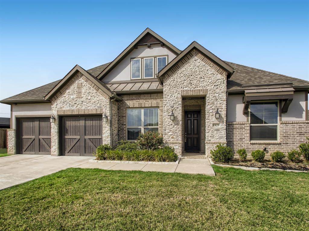 1829 Edgewood Drive - Photo 1
