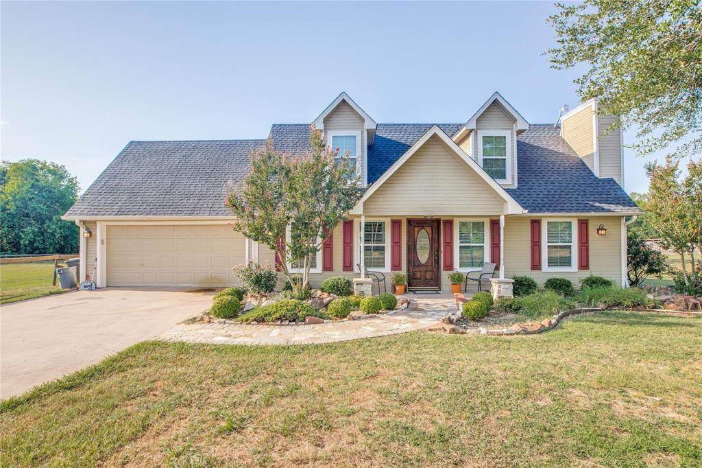 310 Lakeway Trail - Photo 1